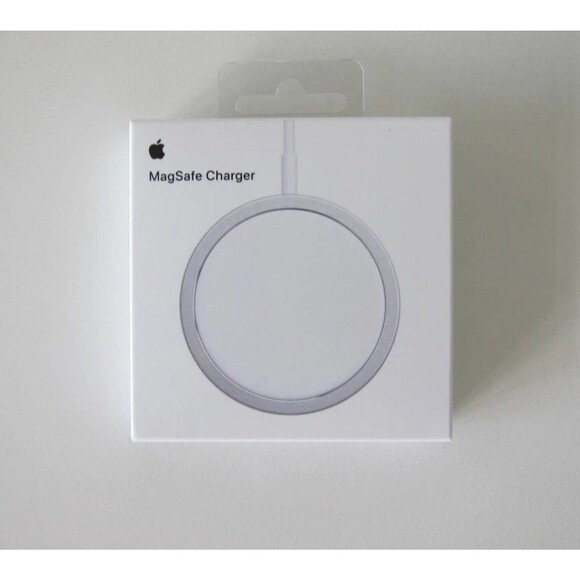 Apple Wireless Mag Safe Magnet Phone Charger Sealed NIB Model A2140 - Picture 1 of 5